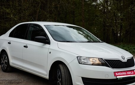 Skoda Rapid I, 2014 год, 820 000 рублей, 3 фотография