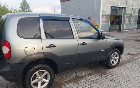 Chevrolet Niva I рестайлинг, 2009 год, 350 000 рублей, 3 фотография