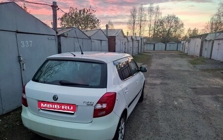 Skoda Fabia II, 2010 год, 350 000 рублей, 7 фотография