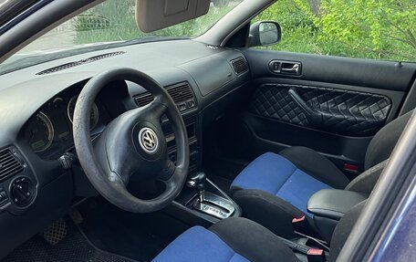 Volkswagen Golf IV, 2003 год, 400 000 рублей, 3 фотография
