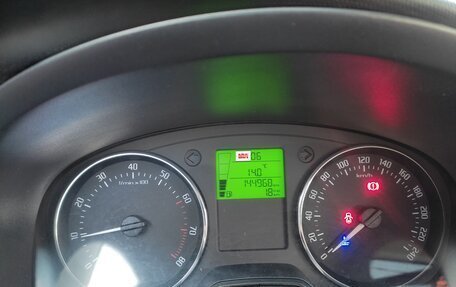Skoda Fabia II, 2010 год, 350 000 рублей, 6 фотография