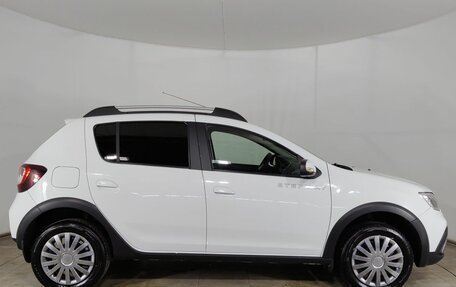 Renault Sandero II рестайлинг, 2019 год, 1 200 000 рублей, 8 фотография
