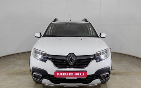 Renault Sandero II рестайлинг, 2019 год, 1 200 000 рублей, 2 фотография