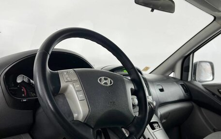 Hyundai H-1 II рестайлинг, 2014 год, 1 650 000 рублей, 27 фотография