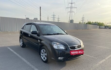 KIA Rio II, 2011 год, 650 000 рублей, 3 фотография