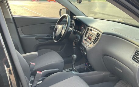 KIA Rio II, 2011 год, 650 000 рублей, 11 фотография