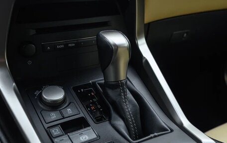 Lexus NX I, 2015 год, 3 300 000 рублей, 16 фотография