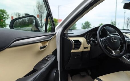 Lexus NX I, 2015 год, 3 300 000 рублей, 19 фотография