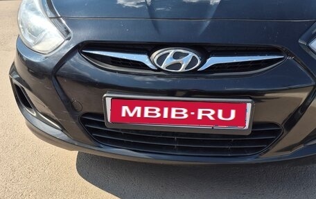 Hyundai Solaris II рестайлинг, 2013 год, 980 000 рублей, 1 фотография