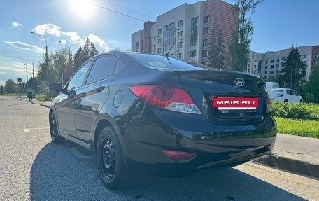 Hyundai Solaris II рестайлинг, 2011 год, 830 000 рублей, 4 фотография