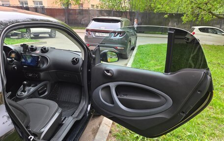 Smart Fortwo III, 2017 год, 1 300 000 рублей, 13 фотография