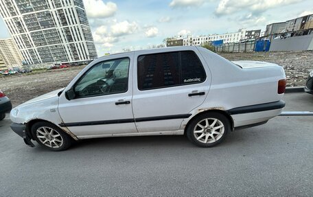 Volkswagen Vento, 1992 год, 130 000 рублей, 8 фотография