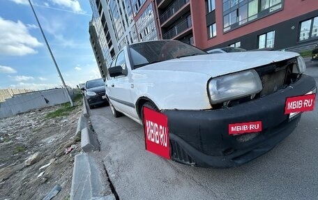 Volkswagen Vento, 1992 год, 130 000 рублей, 3 фотография