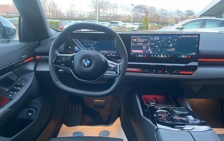 BMW 5 серия, 2024 год, 7 610 000 рублей, 5 фотография
