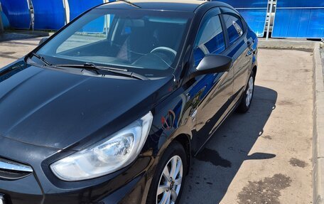 Hyundai Solaris II рестайлинг, 2013 год, 980 000 рублей, 6 фотография