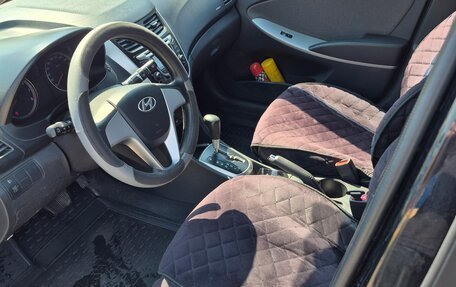 Hyundai Solaris II рестайлинг, 2013 год, 980 000 рублей, 2 фотография