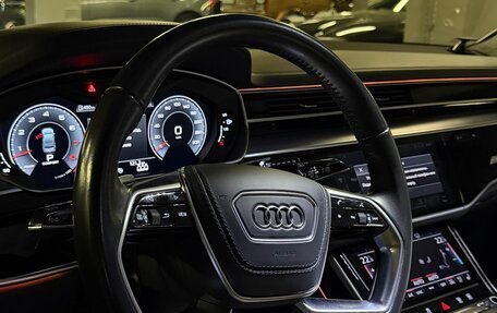 Audi A8, 2018 год, 4 500 000 рублей, 13 фотография