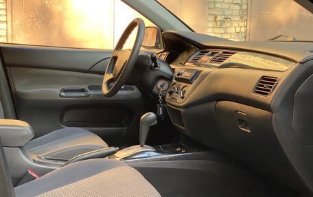 Mitsubishi Lancer IX, 2004 год, 340 000 рублей, 30 фотография