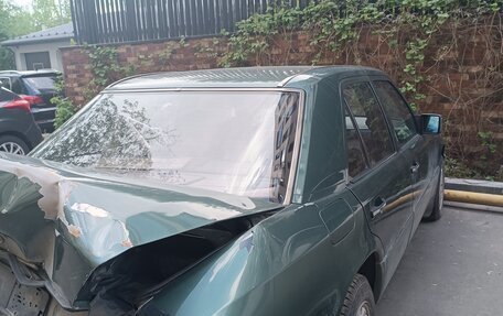 Mercedes-Benz W124, 1990 год, 250 000 рублей, 2 фотография