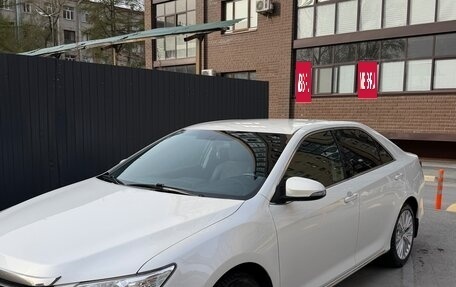 Toyota Camry, 2014 год, 1 680 000 рублей, 4 фотография