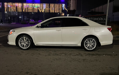 Toyota Camry, 2014 год, 1 680 000 рублей, 9 фотография