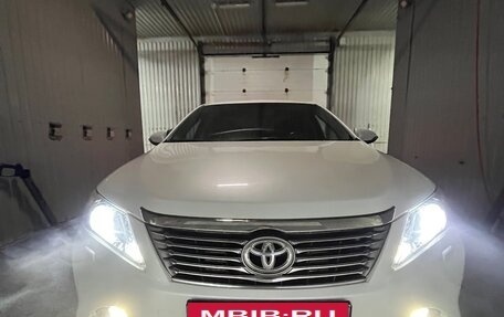 Toyota Camry, 2014 год, 1 680 000 рублей, 11 фотография