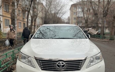 Toyota Camry, 2014 год, 1 680 000 рублей, 10 фотография