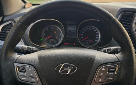 Hyundai Santa Fe III рестайлинг, 2013 год, 1 570 000 рублей, 15 фотография
