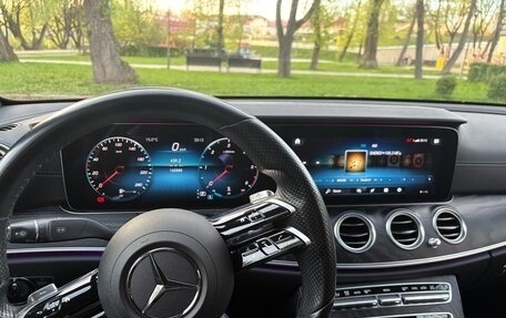 Mercedes-Benz E-Класс, 2020 год, 3 550 000 рублей, 10 фотография
