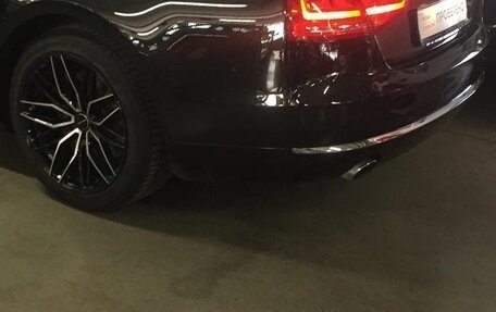 Audi A8, 2011 год, 1 900 000 рублей, 8 фотография