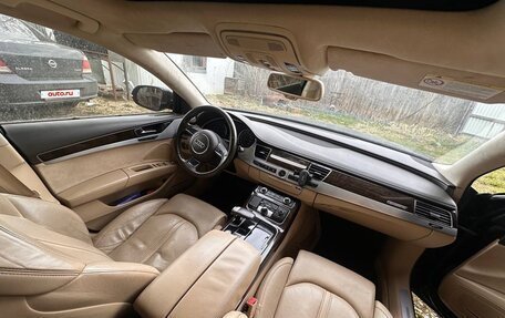 Audi A8, 2011 год, 1 900 000 рублей, 3 фотография