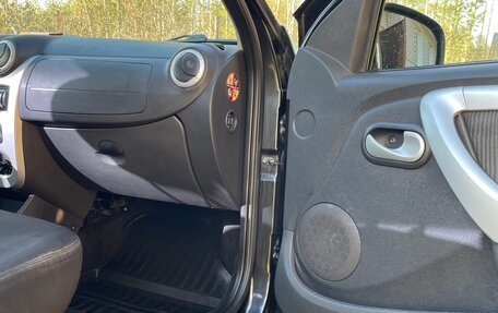 Renault Logan I, 2011 год, 650 000 рублей, 10 фотография