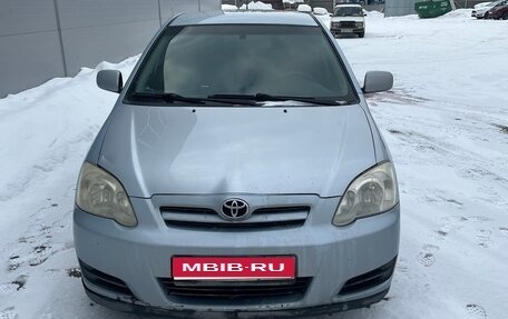 Toyota Corolla, 2004 год, 580 000 рублей, 1 фотография
