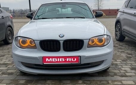 BMW 1 серия, 2010 год, 890 000 рублей, 1 фотография