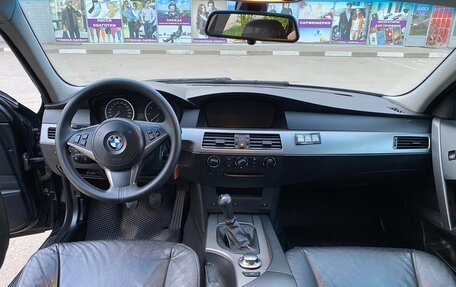 BMW 5 серия, 2004 год, 970 000 рублей, 7 фотография