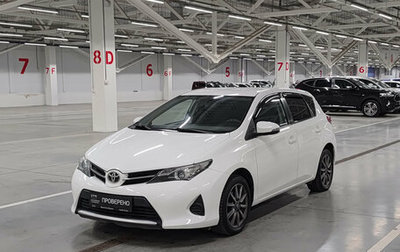 Toyota Auris II, 2013 год, 725 000 рублей, 1 фотография