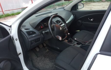 Renault Megane III, 2012 год, 750 000 рублей, 5 фотография