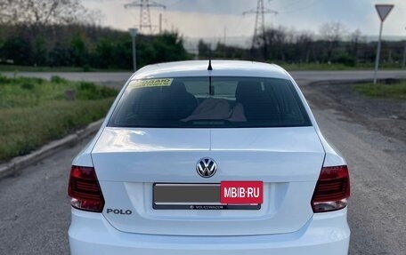 Volkswagen Polo VI (EU Market), 2016 год, 915 000 рублей, 2 фотография