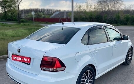 Volkswagen Polo VI (EU Market), 2016 год, 915 000 рублей, 4 фотография