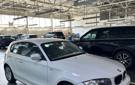 BMW 1 серия, 2010 год, 890 000 рублей, 6 фотография