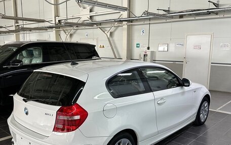 BMW 1 серия, 2010 год, 890 000 рублей, 7 фотография