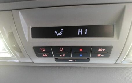 Volkswagen Multivan T6 рестайлинг, 2015 год, 2 750 000 рублей, 32 фотография