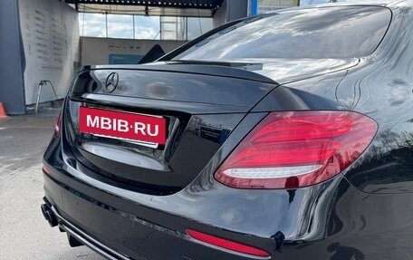 Mercedes-Benz E-Класс, 2020 год, 2 750 000 рублей, 7 фотография