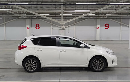 Toyota Auris II, 2013 год, 725 000 рублей, 5 фотография