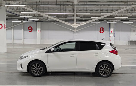 Toyota Auris II, 2013 год, 725 000 рублей, 10 фотография