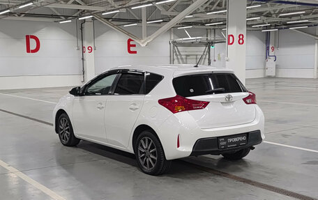 Toyota Auris II, 2013 год, 725 000 рублей, 8 фотография