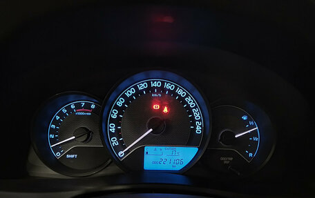 Toyota Auris II, 2013 год, 725 000 рублей, 16 фотография