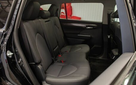 Toyota Highlander, 2026 год, 5 490 000 рублей, 33 фотография