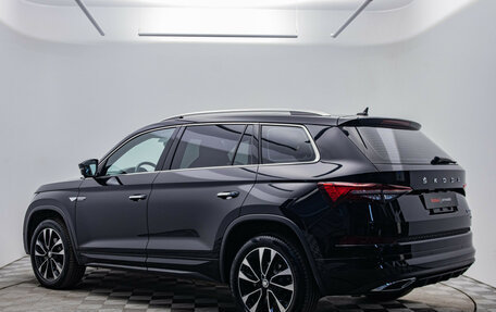 Skoda Kodiaq I, 2023 год, 4 640 000 рублей, 3 фотография