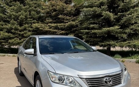 Toyota Camry, 2012 год, 2 050 000 рублей, 1 фотография